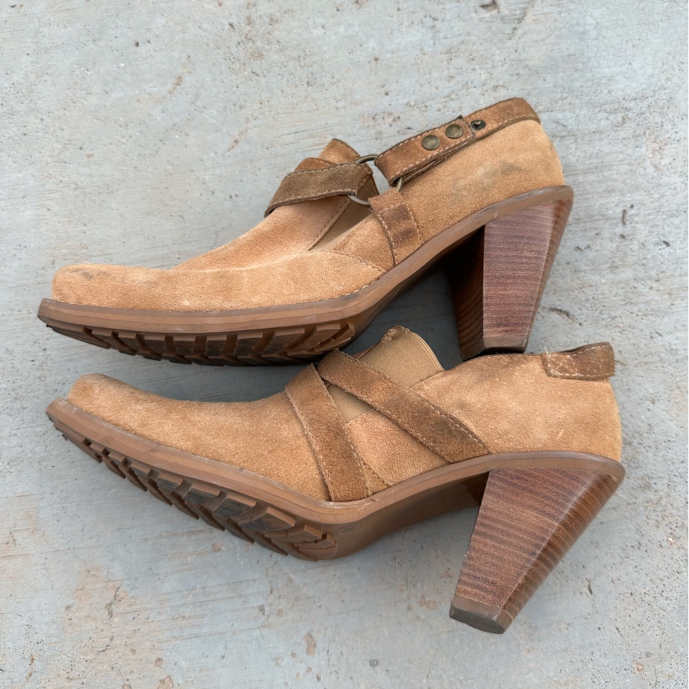 To the Max Tan Heeled Booties - Picture 2 of 6